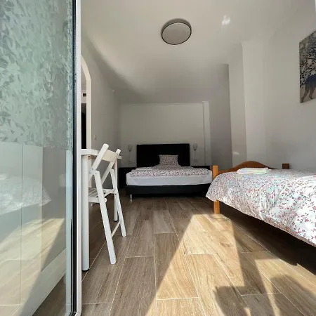 Apartment Luna L'Hospitalet de Llobregat